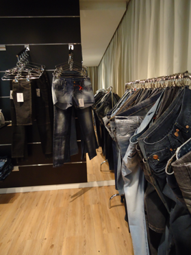 showroom_04